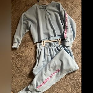 A set- Sweater and pants